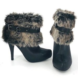 Bakers Luxe Boot Heels Size 6